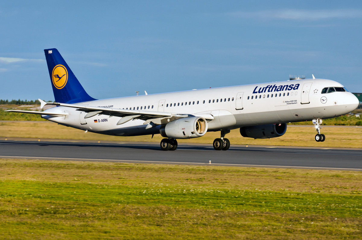 Airbus A321-100 Lufthansa. Photos and description of the plane