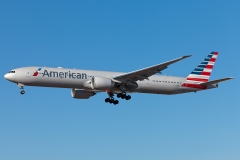 n721an American Airlines Boeing 777-300