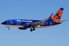 sun-country-airlines-boeing-737-700