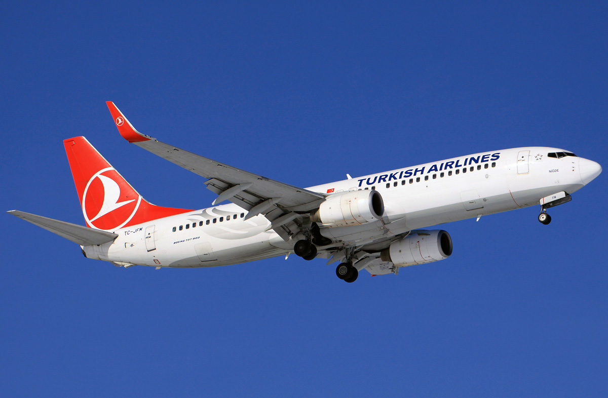 737 800 турецкие авиалинии. Боинг 737 Туркиш Эйрлайнс. 737-800 Turkish Airlines. Boeing 737-800 Туркиш. Самолёт Боинг 737-800 Turkish.