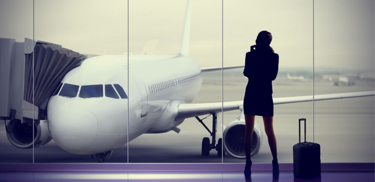 woman_in_airport