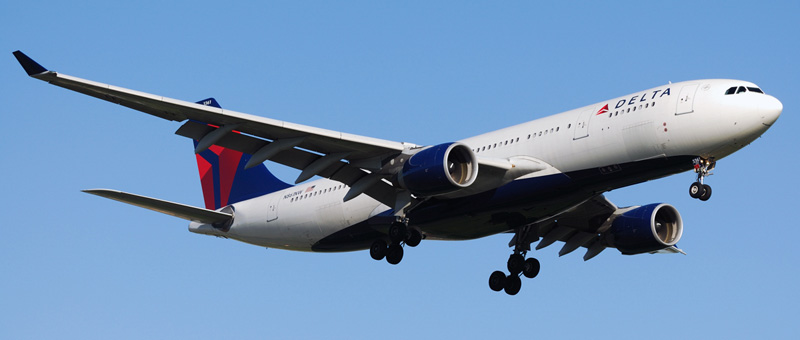 Airbus A330-200 Delta Airlines. Photos and description of the plane