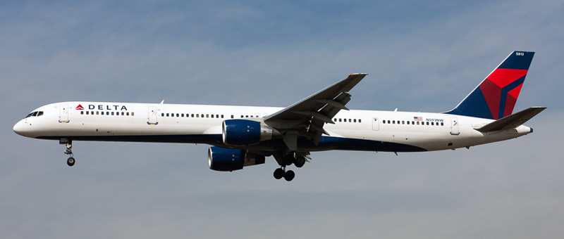 Boeing 757-300 Delta Airlines. Photos and description of the plane