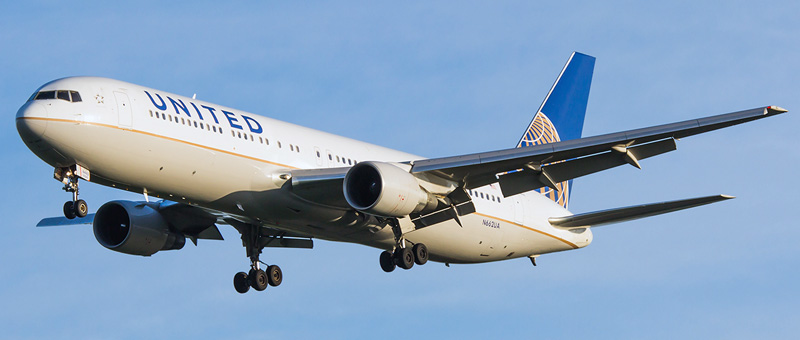 Boeing 767-300 United Airlines. Photos and description of the plane