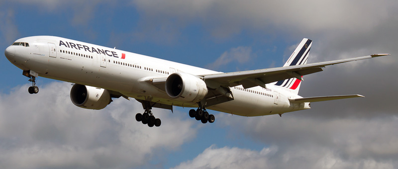 Boeing 777-300 Air France. Photos and description of the plane