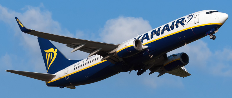 Boeing 737-800 Ryanair. Photos and description of the plane