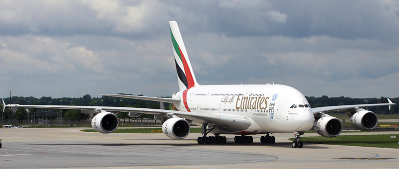 Airbus A380-800 Emirates. Photos and description of the plane