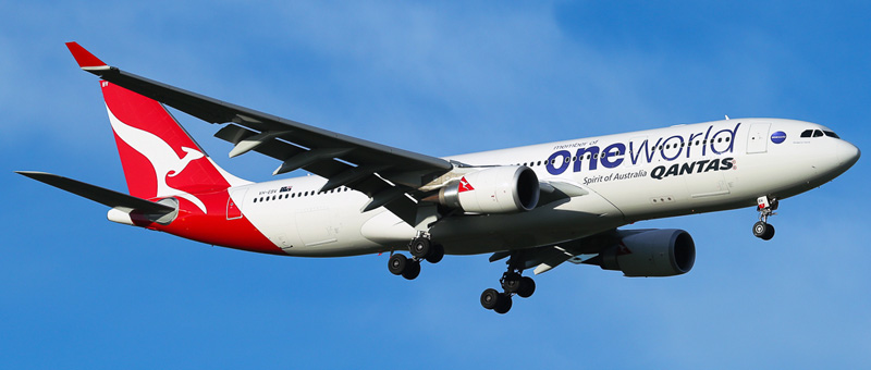 Airbus A330-200 Qantas Airways. Photos and description of the plane