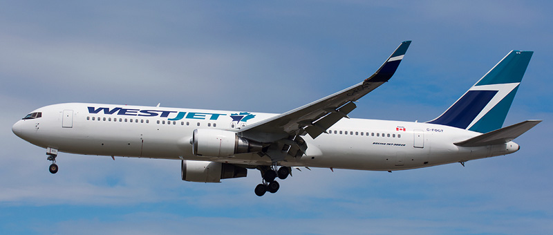 Boeing 767-300 WestJet. Photos and description of the plane