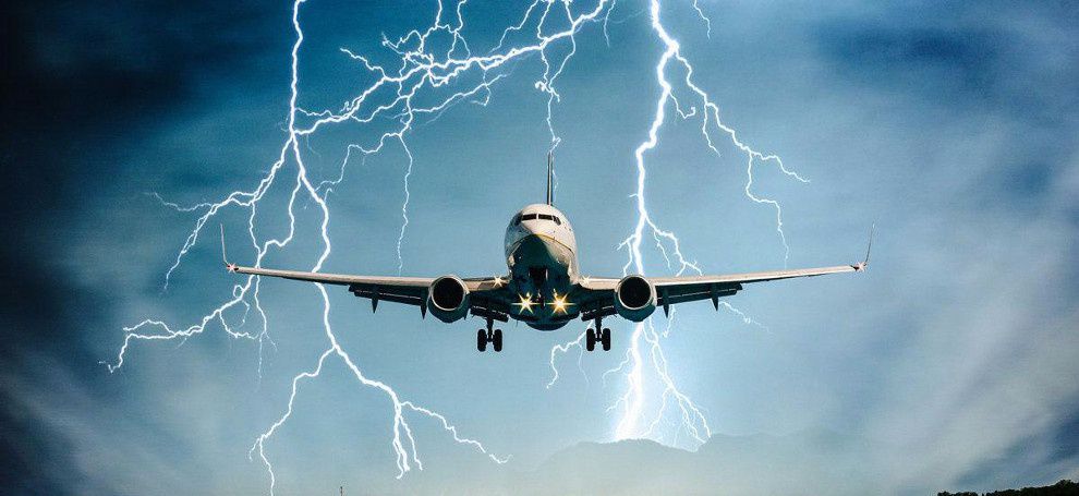 What happens if lightning strikes the airplane? Part 1