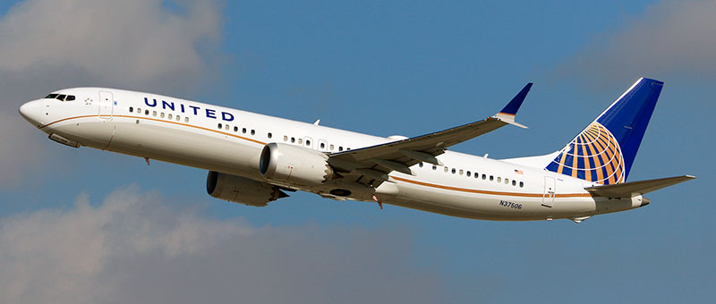 Boeing 737-9 MAX United Airlines