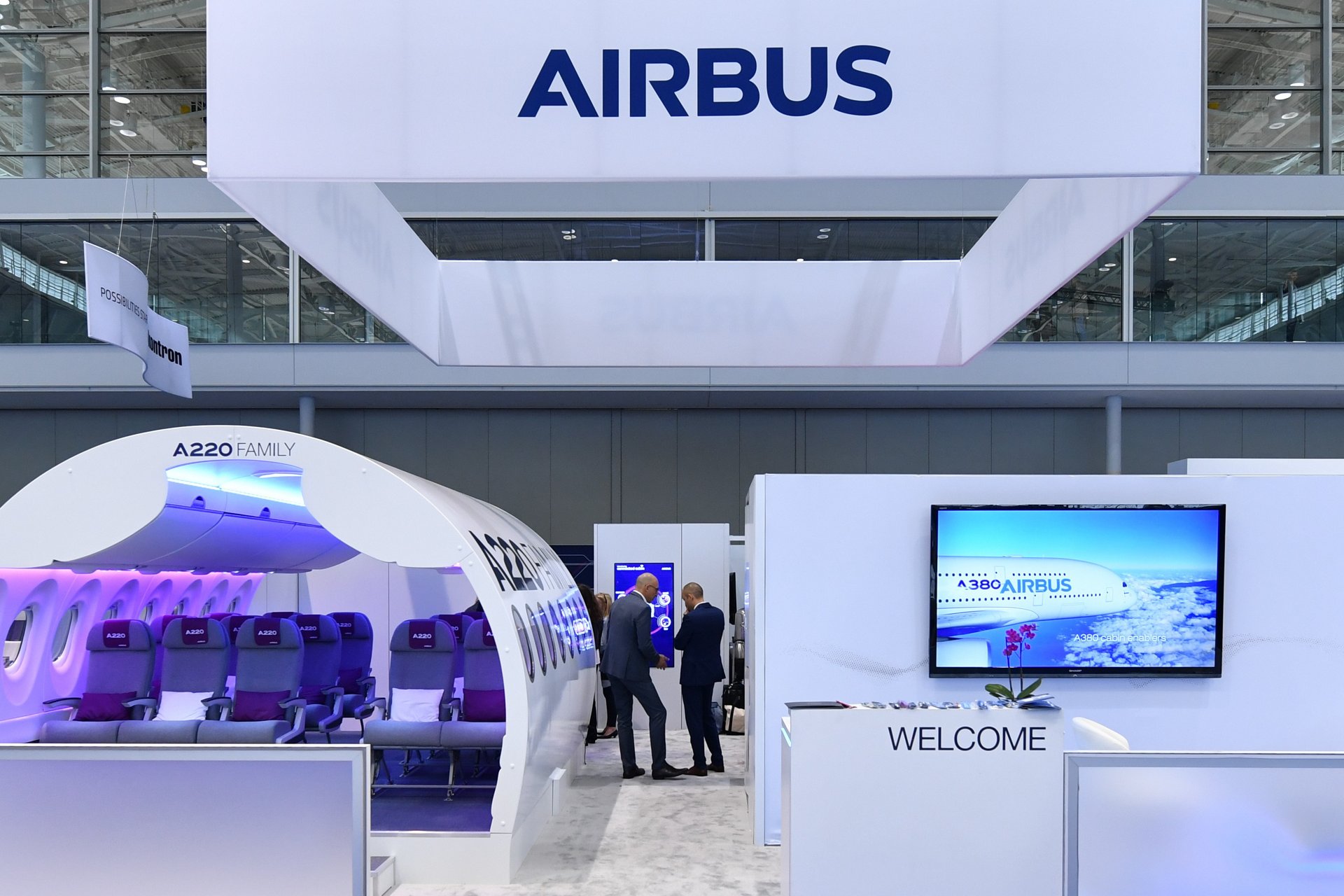 Airbus presented first in the world smart passenger cabin