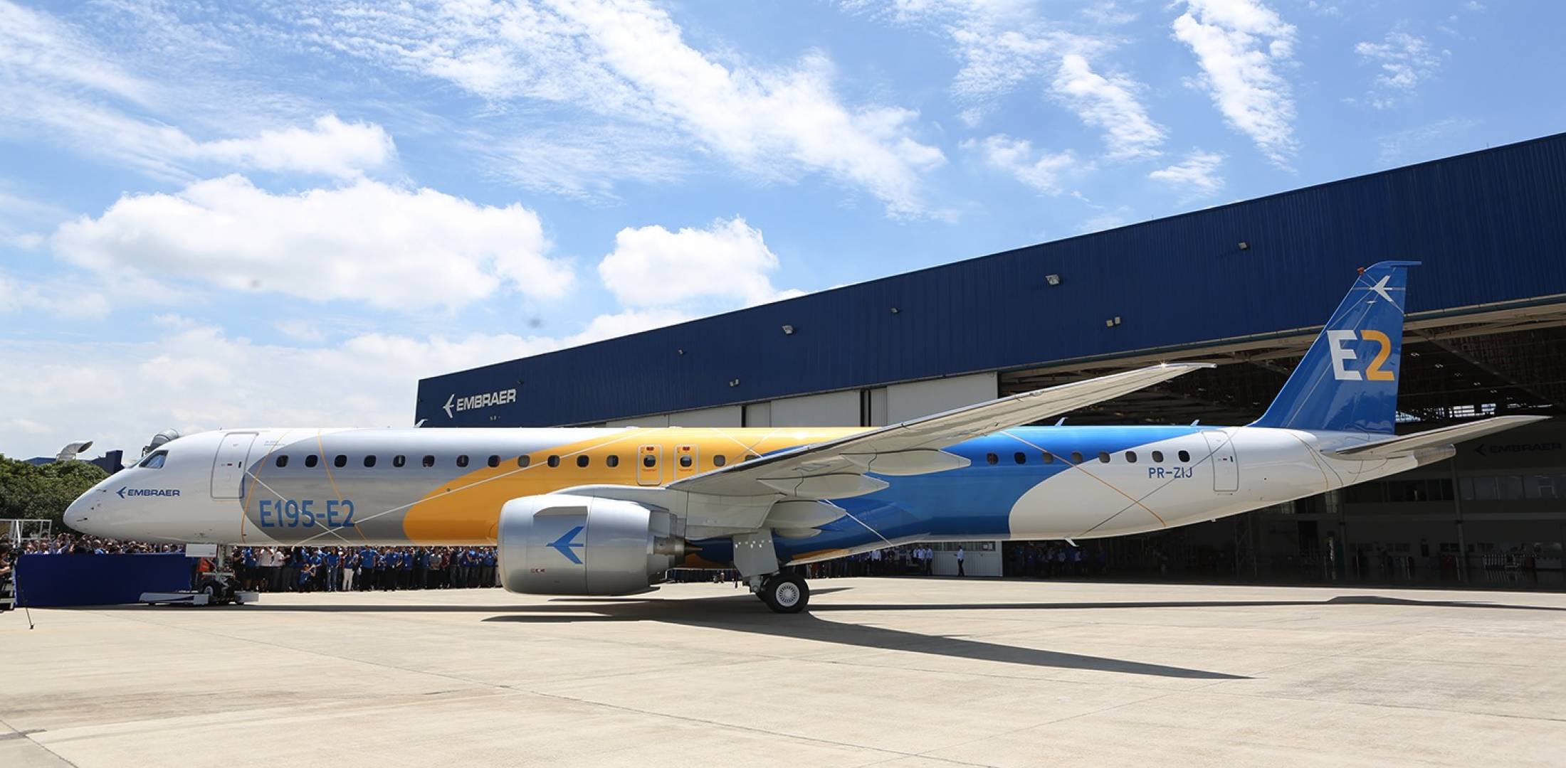 The biggest commercial airplane Embraer has got certificate. Part 1