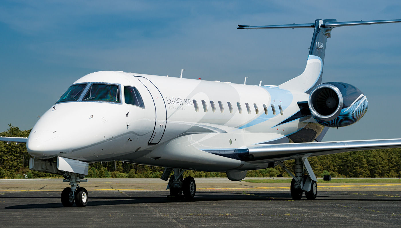 Embraer delivered 198 passenger airplanes in 2019