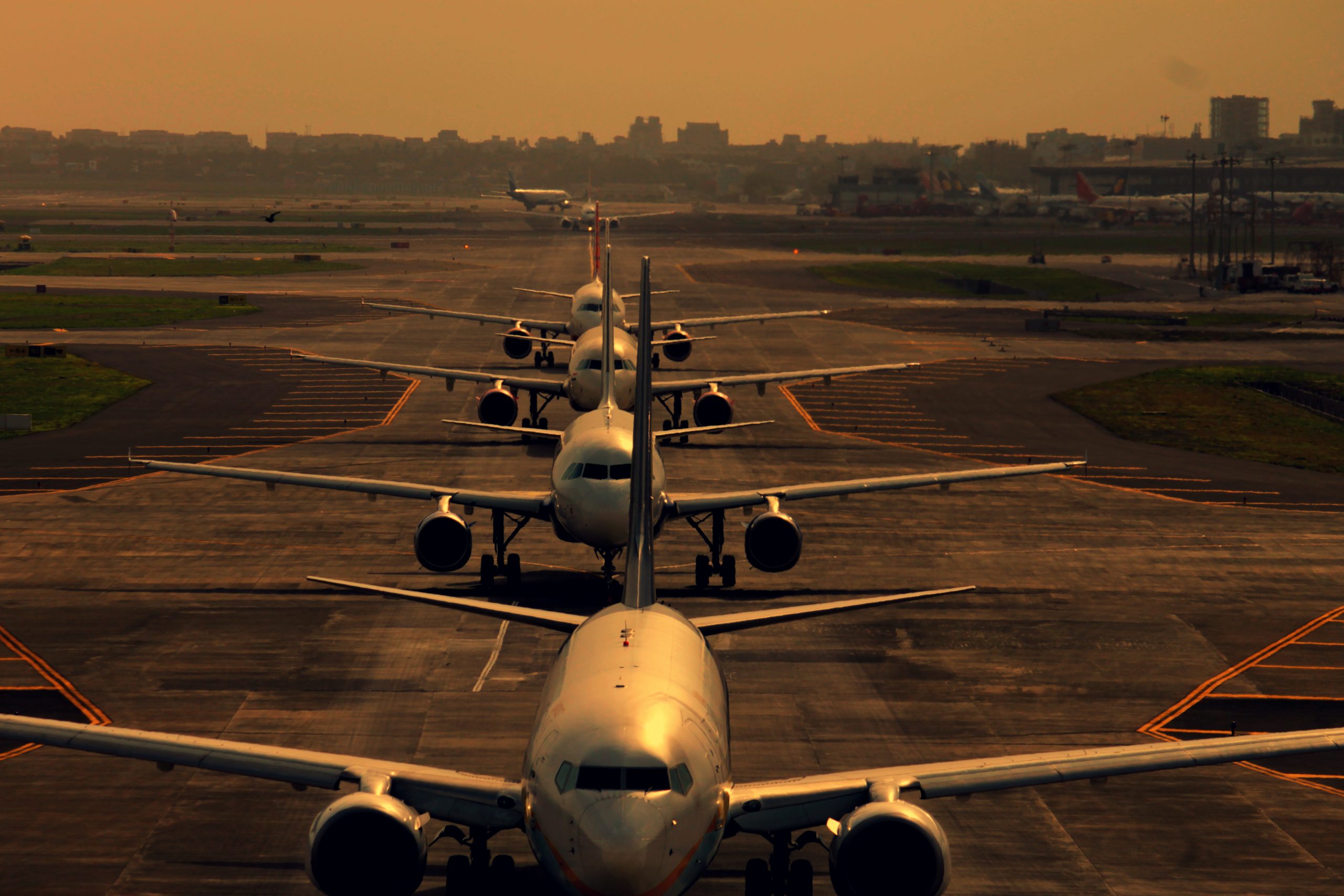 Queue to take-off: which airline companies will recover first after pandemic. Part 1