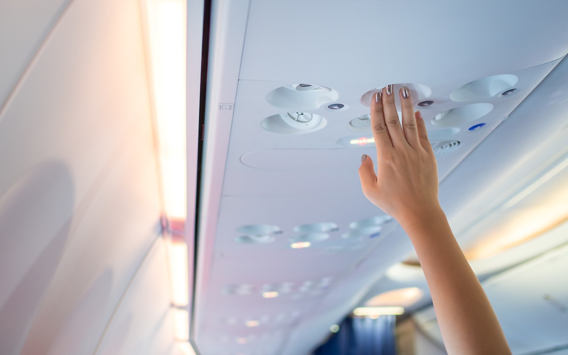 Now in Airbus airplanes the air protects against virus