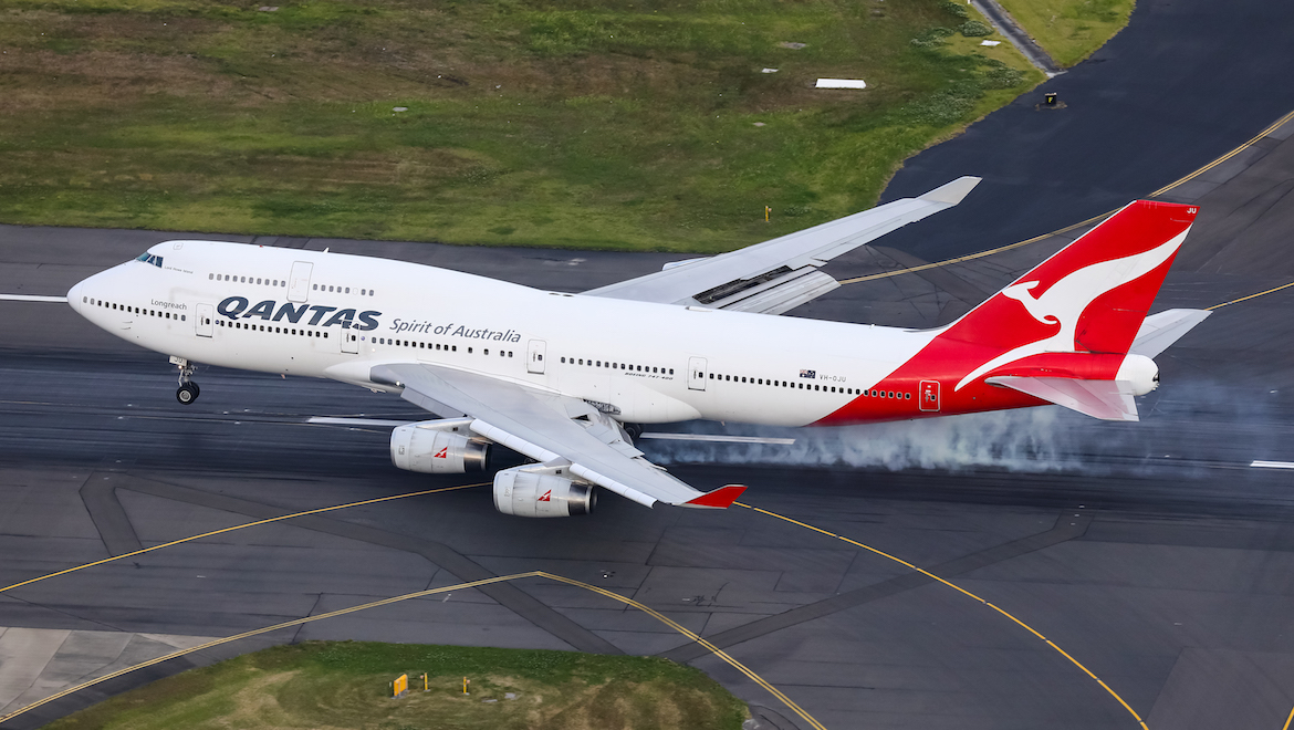 Australian airline company Qantas said goodbye to the airplanes Boeing 747. The last airplane showed kangaroo in the sky