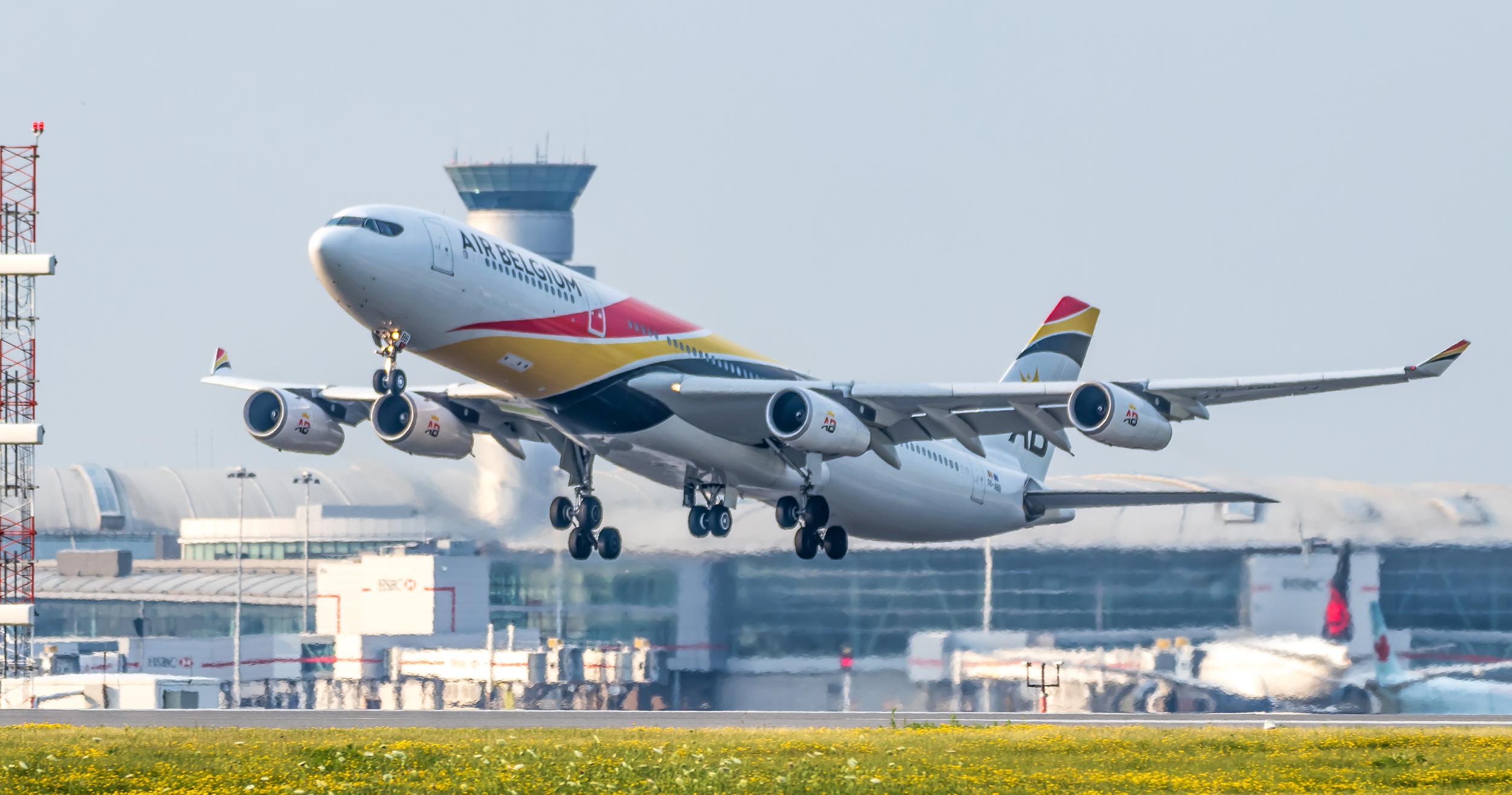 European resort air carrier launches freight traffic