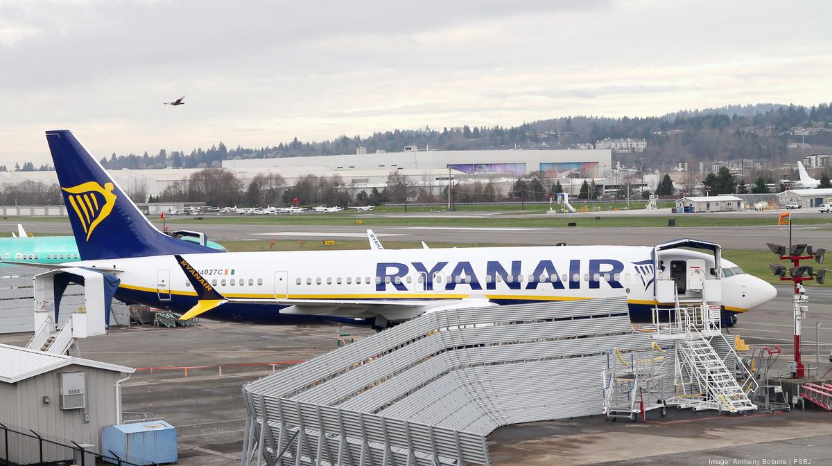 Ryanair was first airline company in the world that began commercial operation of Boeing 737MAX-800