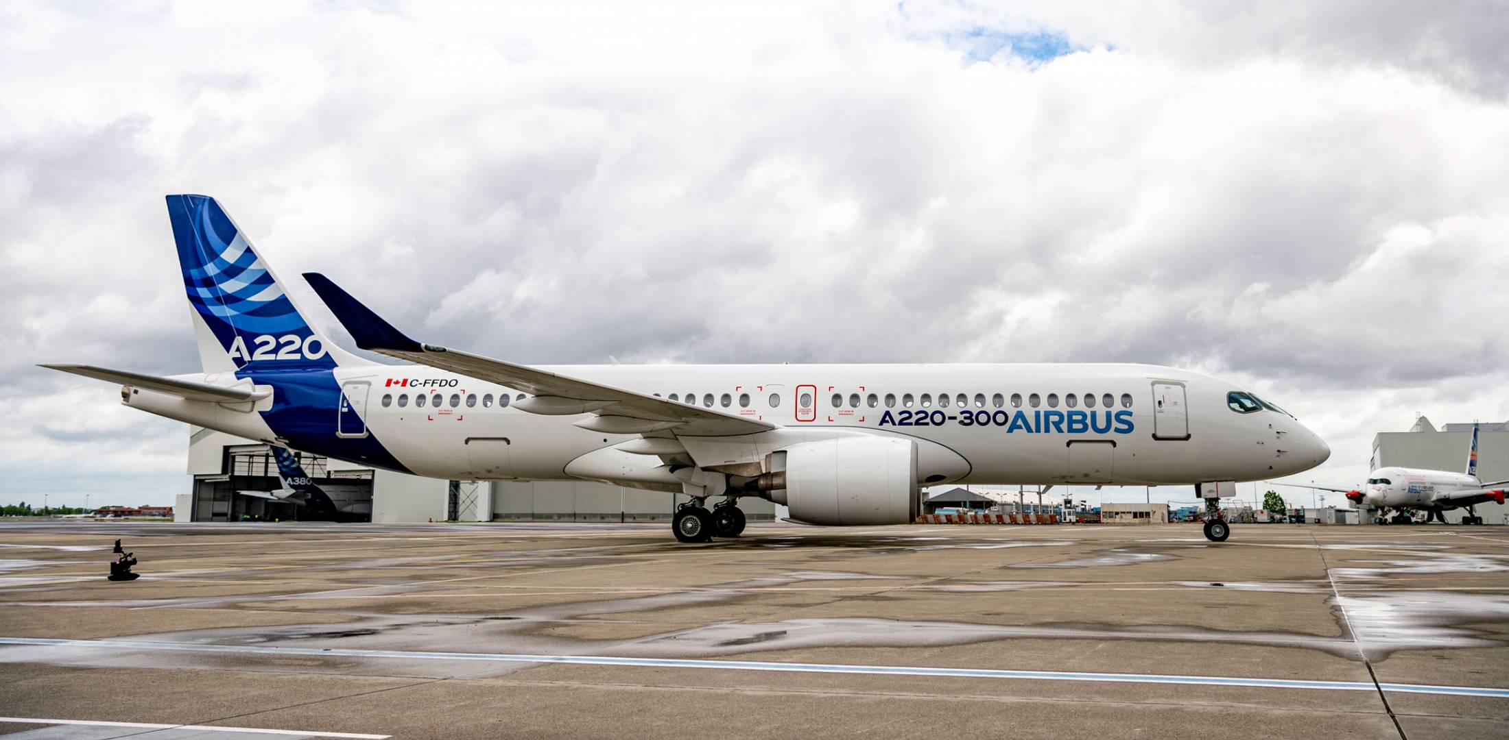 100th central part of the Airbus A220 body has rolled off the production line of Chinese company. Part 1