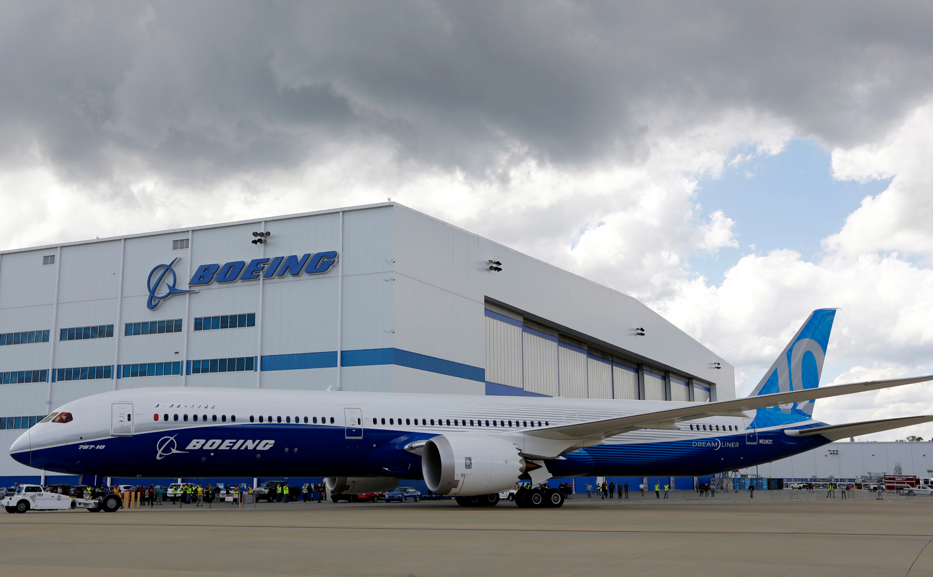 Boeing will not be able to resume deliveries of the airplanes 787 Dreamliner till the end of October