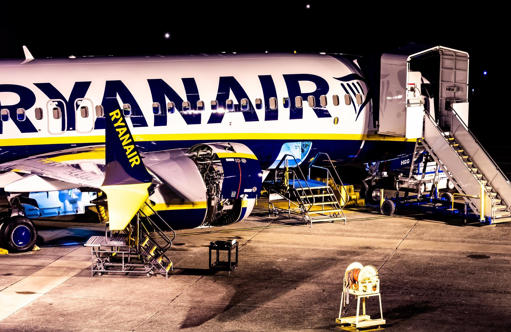 Low-cost airline company Ryanair refused to acquire Boeing 737MAX-10 because of their cost