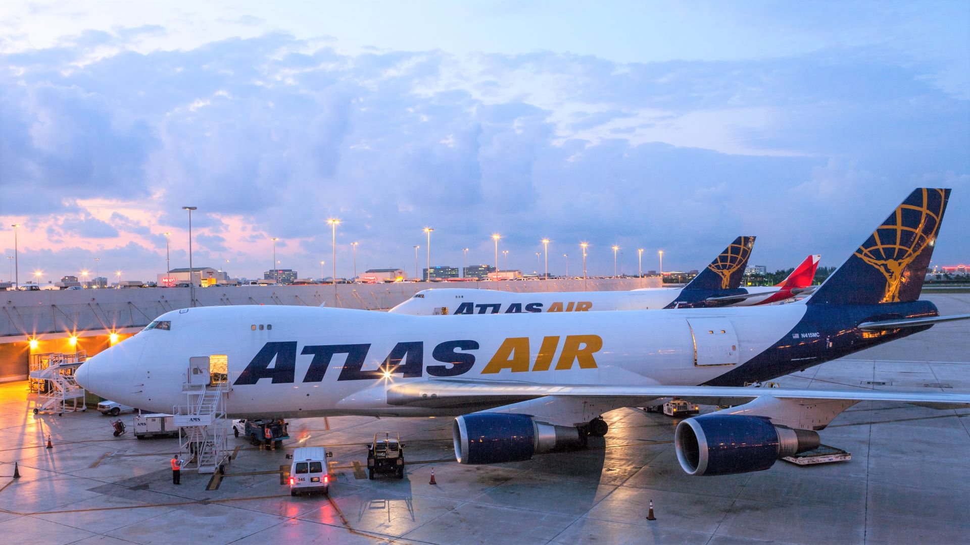 Record income of Atlas Air exceeded 1 billion USD. Part 2