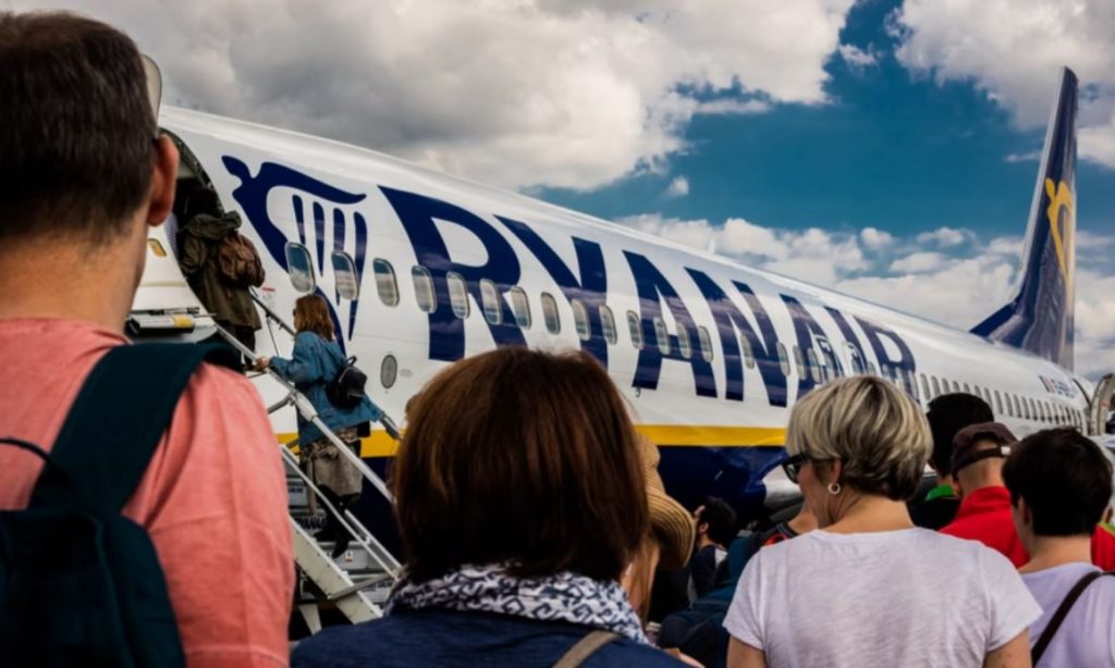 Ryanair will refuse sales of the cheapest air tickets for 1 and 10 euro